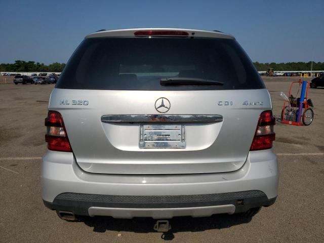 4JGBB22E08A419846 - 2008 MERCEDES-BENZ ML 320 CDI SILVER photo 6