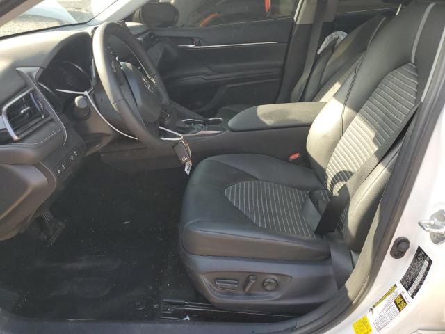 4T1G11AK9PU171975 - 2023 TOYOTA CAMRY SE NIGHT SHADE WHITE photo 7