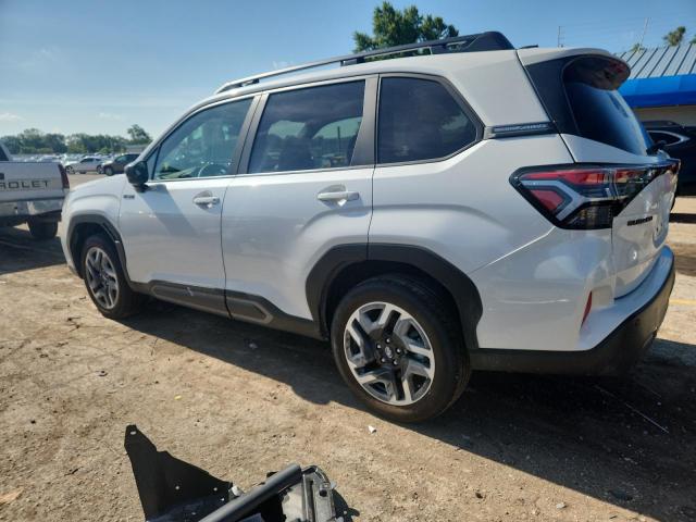 JF2SLSRD6SH409241 - 2025 SUBARU FORESTER LIMITED WHITE photo 2