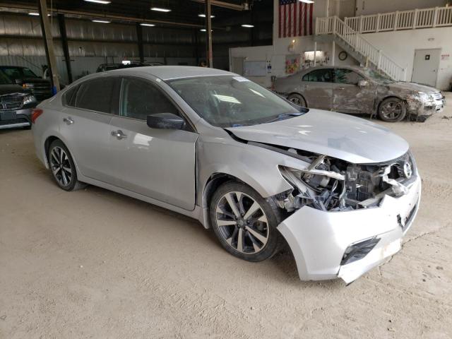 1N4AL3AP2GC126724 - 2016 NISSAN ALTIMA 2.5 SILVER photo 4