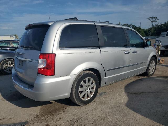 2A4RR8DG2BR645559 - 2011 CHRYSLER TOWN & COU TOURING L SILVER photo 3