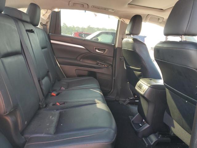 5TDKKRFH6GS144261 - 2016 TOYOTA HIGHLANDER XLE WHITE photo 11