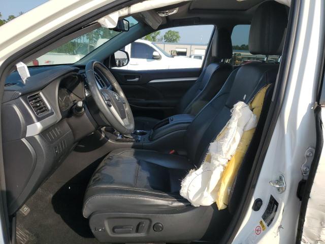 5TDKKRFH6GS144261 - 2016 TOYOTA HIGHLANDER XLE WHITE photo 7