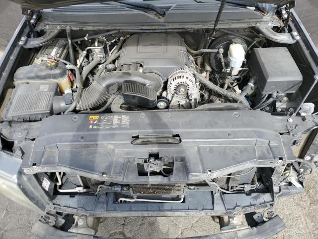 1GNSCHE05BR305538 - 2011 CHEVROLET SUBURBAN C1500  LS GRAY photo 11