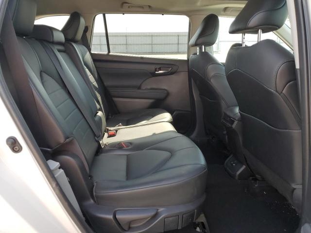 5TDHZRAH9MS036600 - 2021 TOYOTA HIGHLANDER XLE Weiß Foto 11