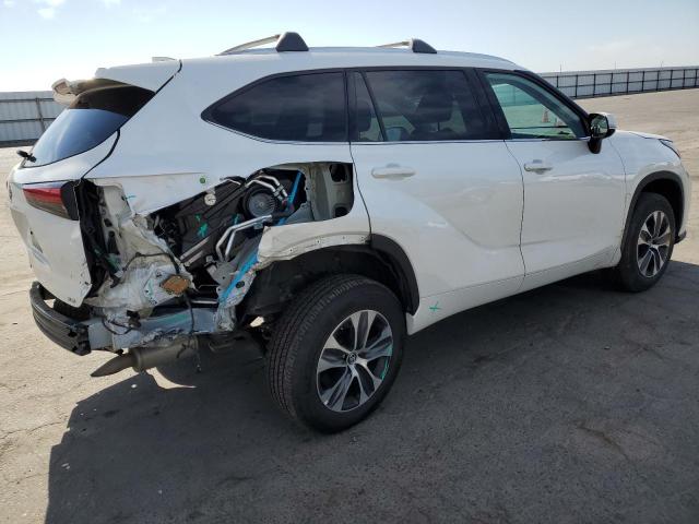 5TDHZRAH9MS036600 - 2021 TOYOTA HIGHLANDER XLE Weiß Foto 3