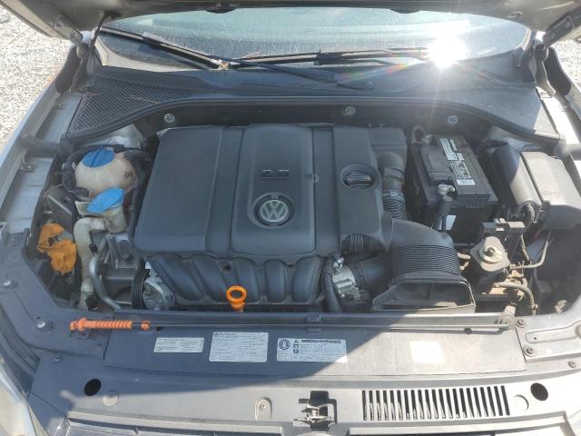 1VWAH7A37DC004661 - 2013 VOLKSWAGEN PASSAT S SILVER photo 11