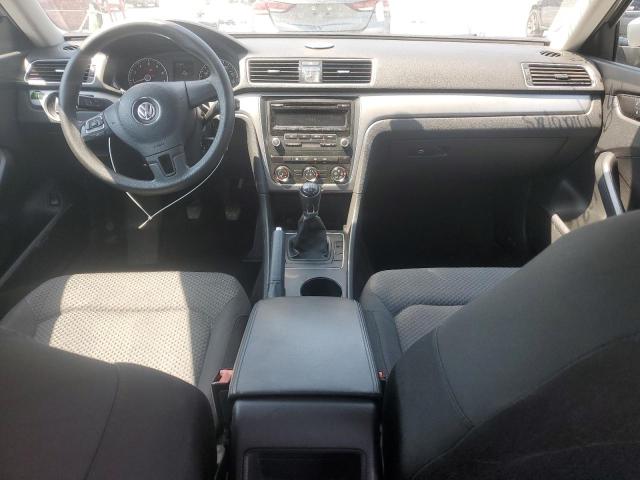 1VWAH7A37DC004661 - 2013 VOLKSWAGEN PASSAT S SILVER photo 8