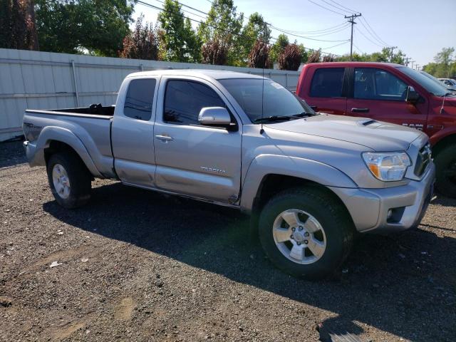 5TFUU4EN8FX144798 - 2015 TOYOTA TACOMA ACCESS CAB ვერცხლისფერი ფოტო 4