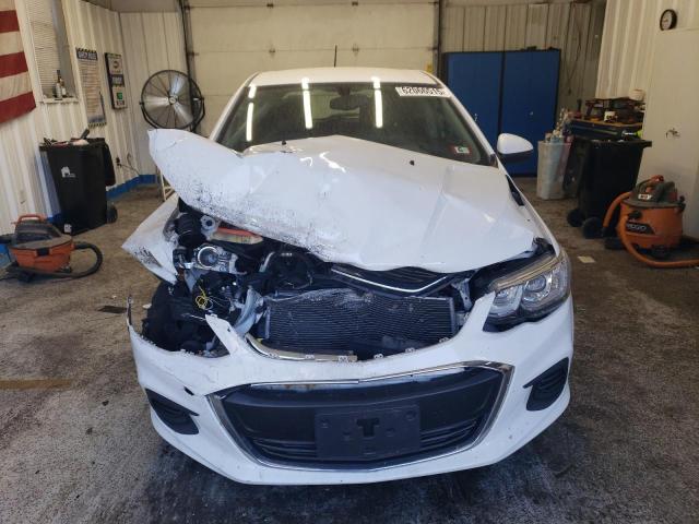 1G1JG6SBXK4140045 - 2019 CHEVROLET SONIC WHITE photo 5