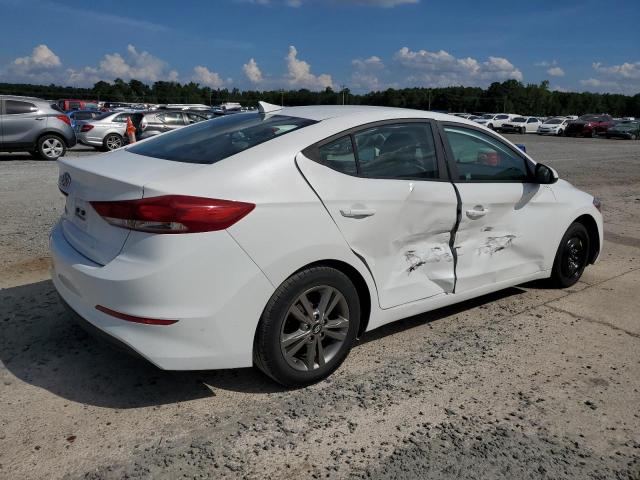 5NPD84LF7HH035585 - 2017 HYUNDAI ELANTRA SE WHITE photo 3