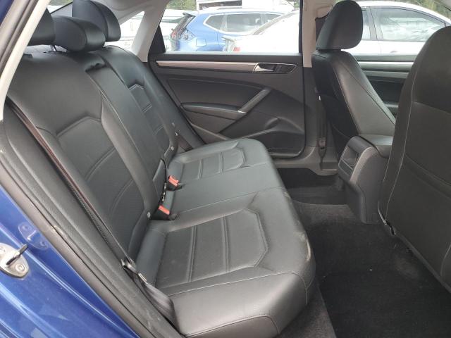1VWDT7A39HC075118 - 2017 VOLKSWAGEN PASSAT R-LINE أزرق صورة 10