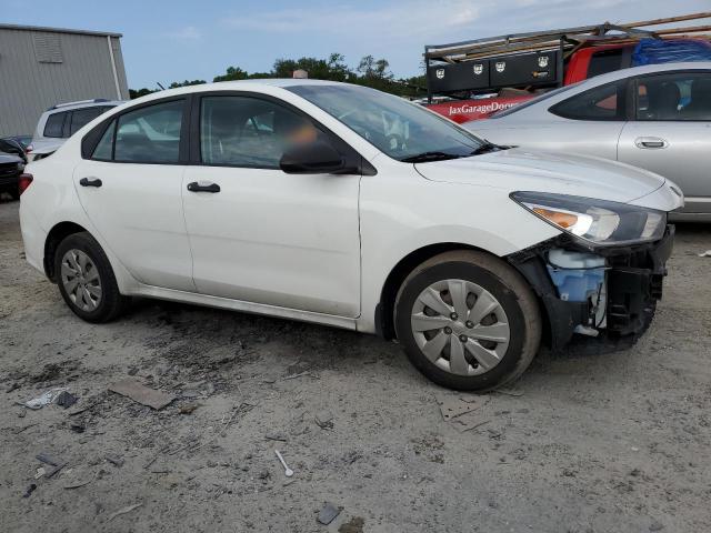 3KPA24AB3JE079646 - 2018 KIA RIO LX WHITE photo 4