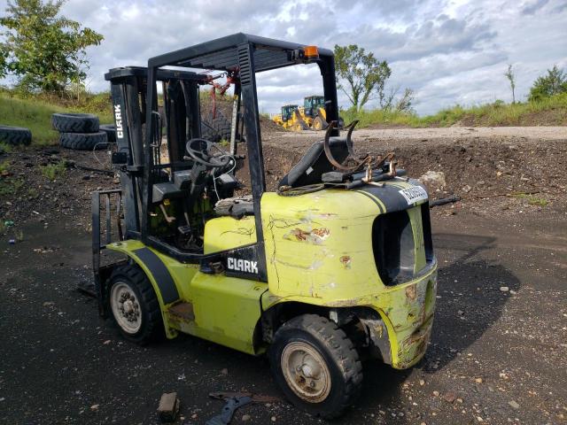 00439468FB - 2005 CLARK FORKLIFT FORKLIFT GREEN photo 3