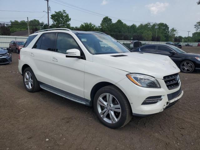 4JGDA5HB7EA435872 - 2014 MERCEDES-BENZ ML 350 4MATIC WHITE photo 4