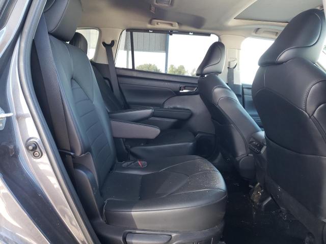 5TDGZRBH4MS088629 - 2021 TOYOTA HIGHLANDER XLE GRAY photo 11