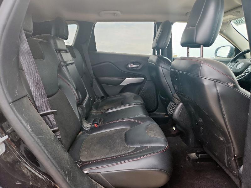 1C4PJMBX1JD512969 - 2018 JEEP CHEROKEE TRAILHAWK BLACK photo 11