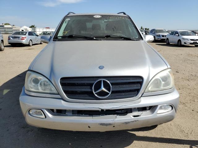 4JGAB54E02A319134 - 2002 MERCEDES-BENZ ML 320 SILVER photo 5