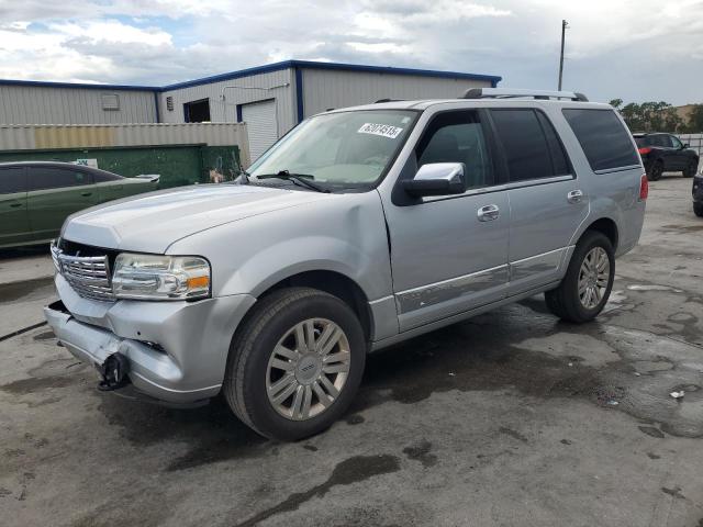 5LMJJ2H58BEJ08958 - 2011 LINCOLN NAVIGATOR SILVER photo 1
