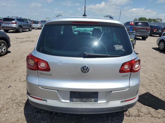 WVGAV7AX7BW537261 - 2011 VOLKSWAGEN TIGUAN S SILVER photo 6