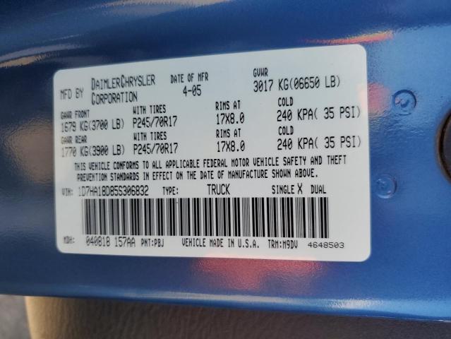 1D7HA18D85S306832 - 2005 DODGE RAM 1500 ST BLUE photo 12