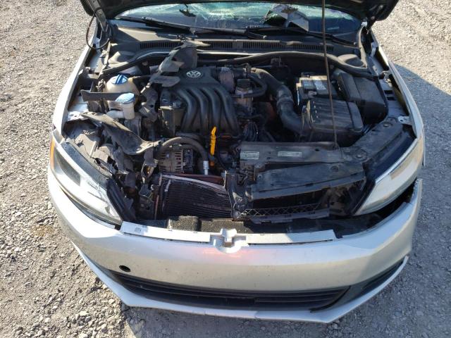3VW1K7AJ8DM242419 - 2013 VOLKSWAGEN JETTA BASE 银色 照片 11