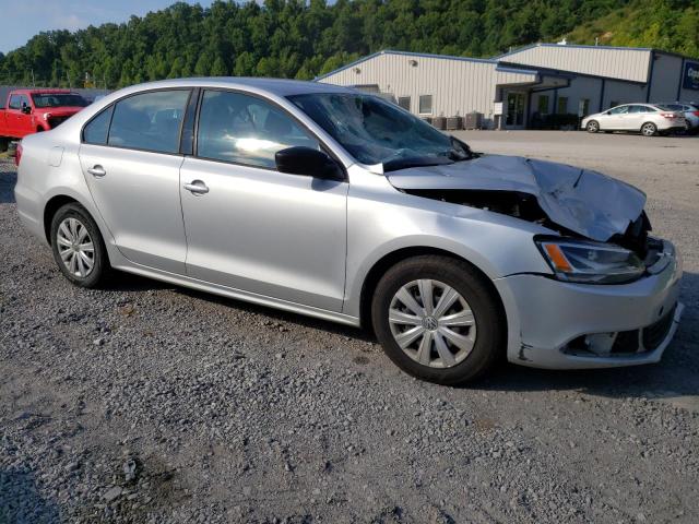 3VW1K7AJ8DM242419 - 2013 VOLKSWAGEN JETTA BASE 银色 照片 4