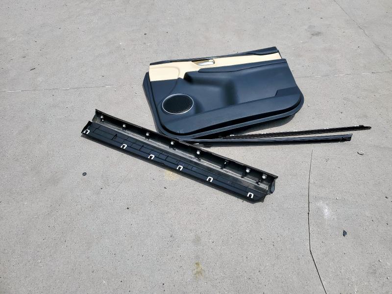 JTJYARBZ2K2156609 - 2019 LEXUS NX 300 BASE Графитовый фото 13