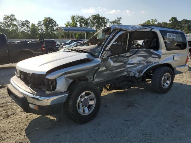 2002 TOYOTA 4RUNNER SR5, 