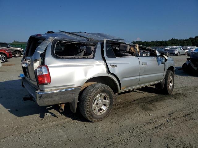 JT3GN86R620231285 - 2002 TOYOTA 4RUNNER SR5 SILVER photo 3