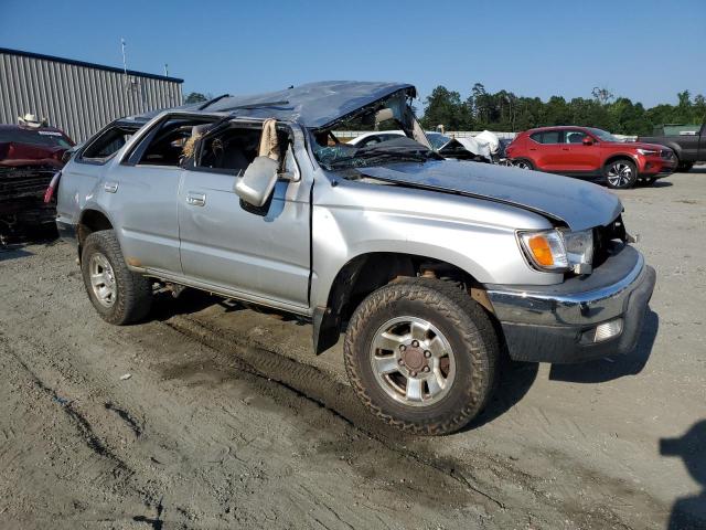 JT3GN86R620231285 - 2002 TOYOTA 4RUNNER SR5 SILVER photo 4