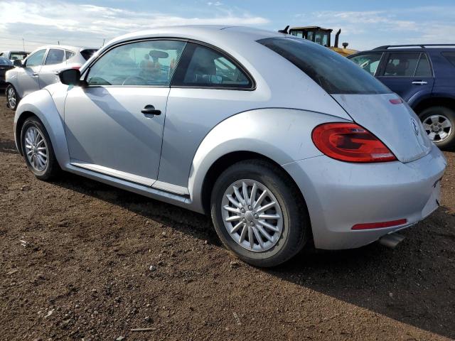 3VWFP7AT0CM644362 - 2012 VOLKSWAGEN BEETLE SILVER photo 2