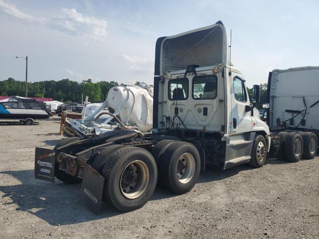 1FUGGED56FLGC1965 - 2015 FREIGHTLINER CASCADIA 1 Սպիտակ լուսանկար 4
