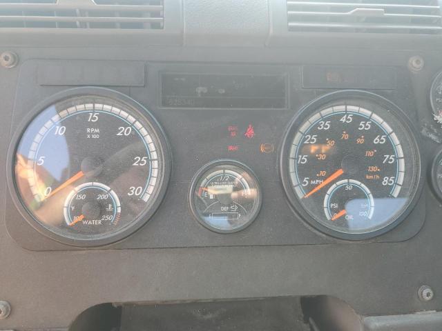 1FUGGED56FLGC1965 - 2015 FREIGHTLINER CASCADIA 1 Սպիտակ լուսանկար 8