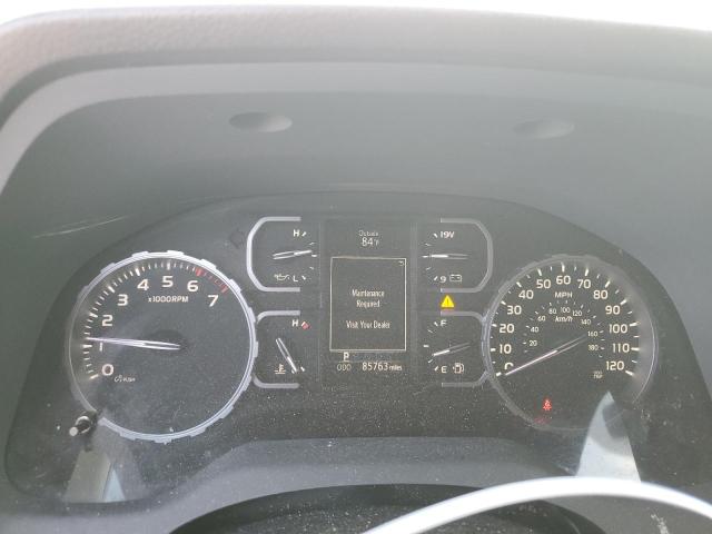 5TFUW5F12JX688900 - 2018 TOYOTA TUNDRA DOUBLE CAB SR/SR5 WHITE photo 9