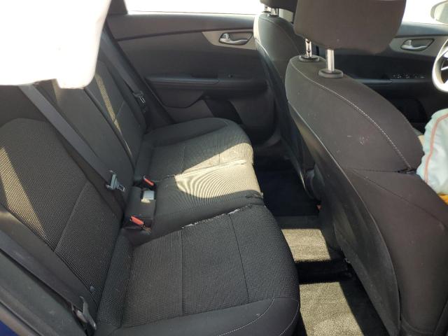 3KPF24AD4KE120164 - 2019 KIA FORTE FE BLUE photo 10