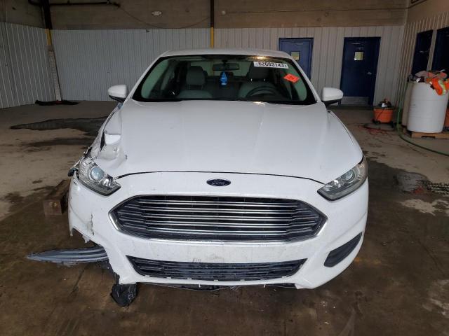 1FA6P0G73F5127691 - 2015 FORD FUSION S WHITE photo 5