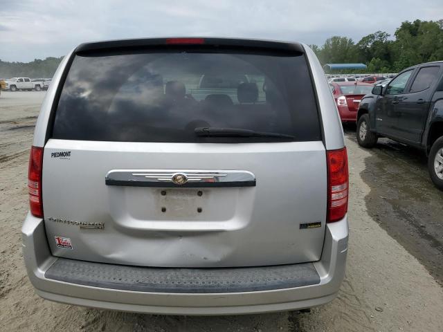 2A8HR44H88R727106 - 2008 CHRYSLER TOWN & COU LX SILVER photo 6