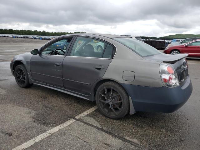 1N4AL11D35C350785 - 2005 NISSAN ALTIMA S GRAY photo 2