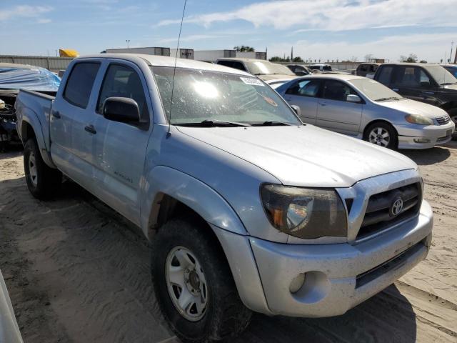3TMJU62N58M069621 - 2008 TOYOTA TACOMA DOUBLE CAB PRERUNNER SILVER photo 4