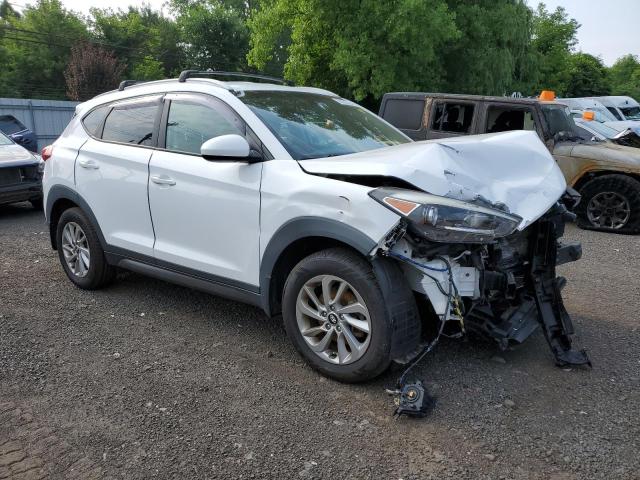 KM8J3CA47GU105910 - 2016 HYUNDAI TUCSON LIMITED WHITE photo 4