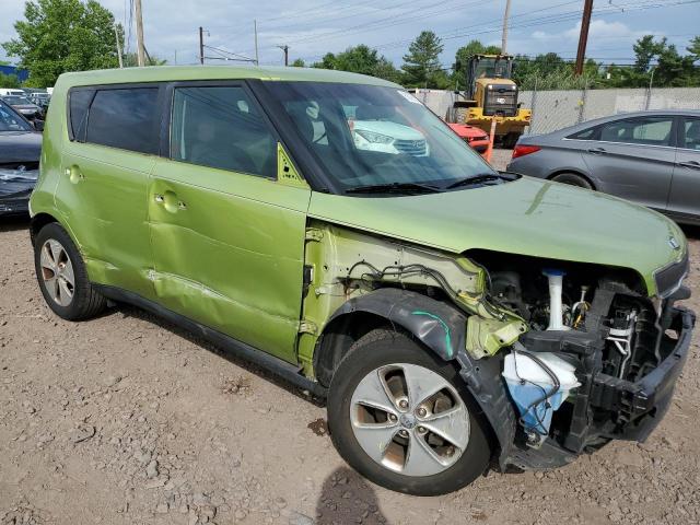 KNDJN2A29G7875175 - 2016 KIA SOUL GREEN photo 4