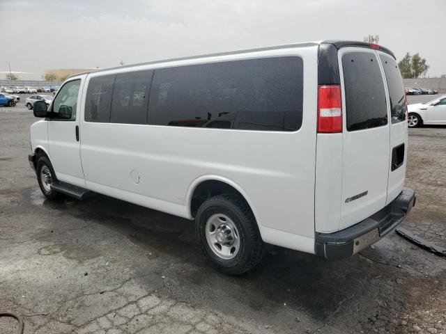 1GAZGPFP6M1214533 - 2021 CHEVROLET EXPRESS G3 LT WHITE photo 2