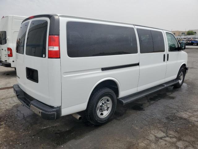 1GAZGPFP6M1214533 - 2021 CHEVROLET EXPRESS G3 LT WHITE photo 3