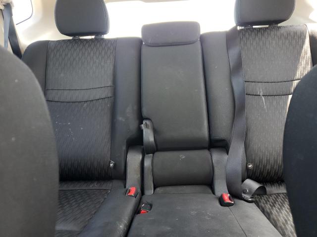 KNMAT2MT6JP578026 - 2018 NISSAN ROGUE S 银色 照片 10