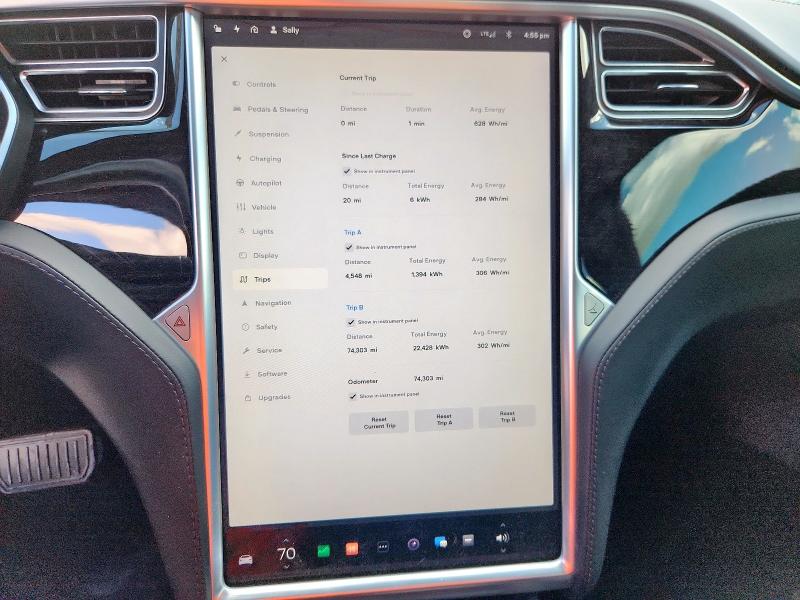 5YJSA1E11HF231340 - 2017 TESLA MODEL S RED photo 9