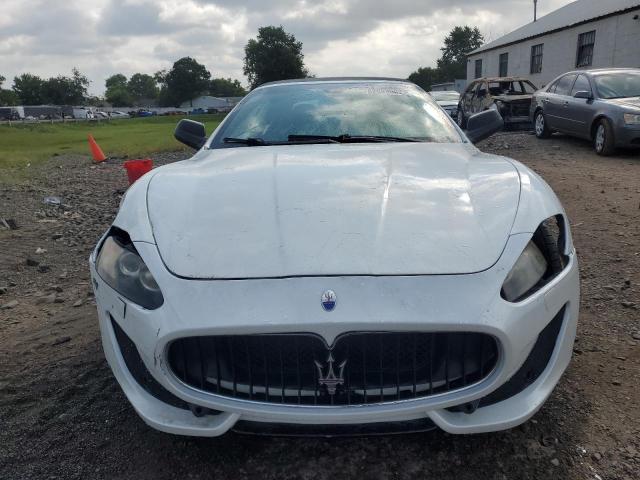 ZAM45VMA7F0129599 - 2015 MASERATI GRANTURISM S WHITE photo 5