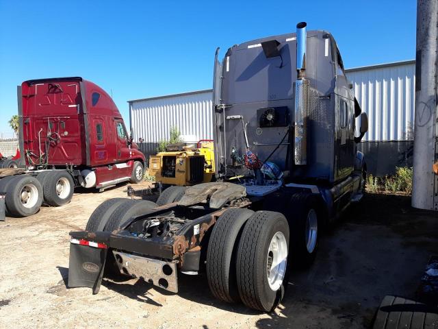 1XP7D49X2AD102175 - 2010 PETERBILT 387 GRAY photo 4