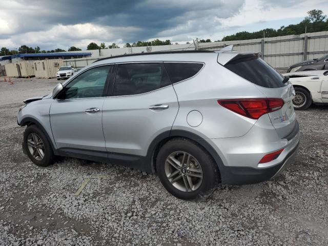 5XYZU3LB8HG490221 - 2017 HYUNDAI SANTA FE S SILVER photo 2