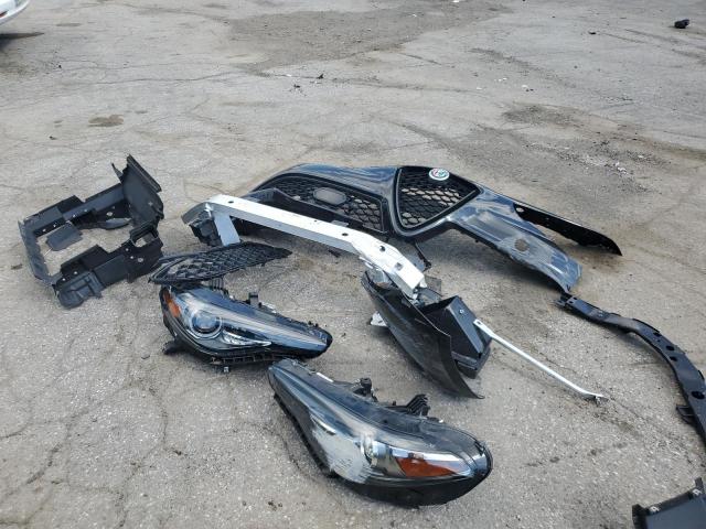 ZARFANAN5N7657721 - 2022 ALFA ROMEO GIULIA 黑色 照片 12